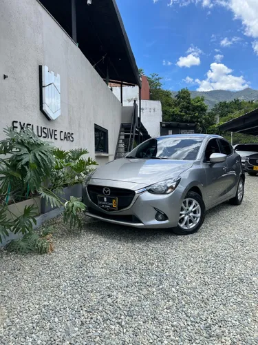 MAZDA 2 TOURING