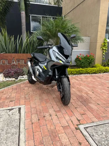 HONDA X-ADV 750 2024