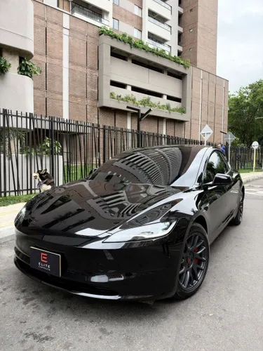 Tesla Model 3 Dual Motor 2026