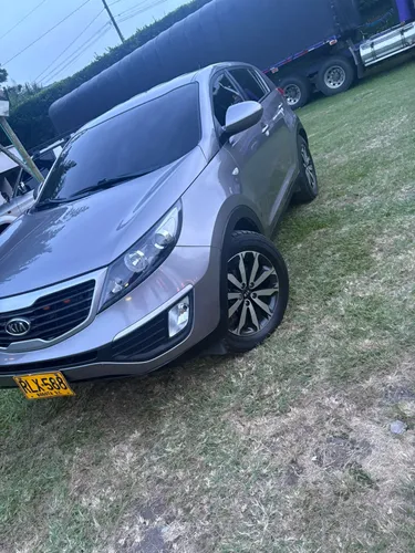 Kia Sportage Revolution 2012
