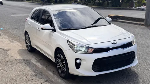 Kia Rio Vibrant Mt 1.4 2019