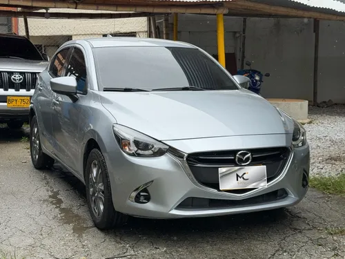 MAZDA 2 GRAND TURING LX 2020