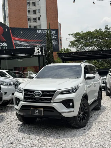 TOYOTA FORTUNER SR 2026  2.8 DIESEL 4X2