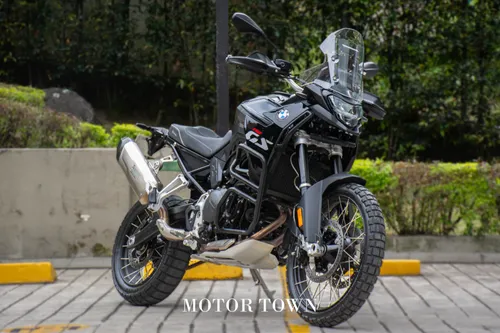 BMW F900GS F 900 GS 900GS TRIPLE BLACK 2024