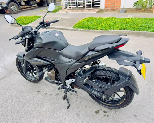 Suzuki Gixxer 250 - 2024