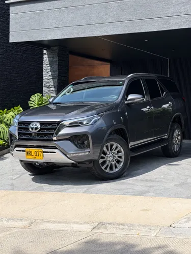 Toyota Fortuner 2027 2.8 Diesel SRV 0 km