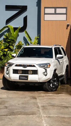 TOYOTA 4RUNNER SR5 4.0L 2021