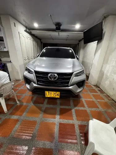 Toyota fortuner 2024
