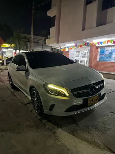 MERCEDES A200 2016 BLINDADO