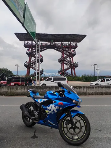 suzuki gsx-r 150