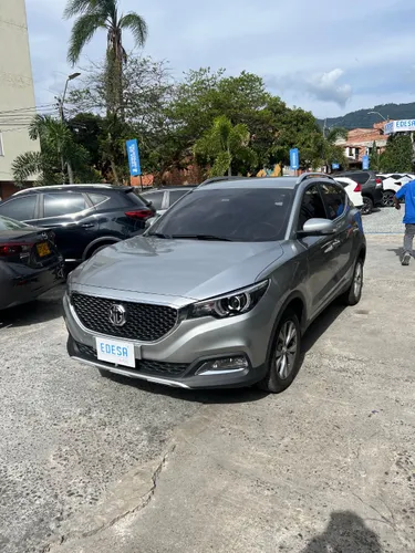 MG ZS STD PLUS