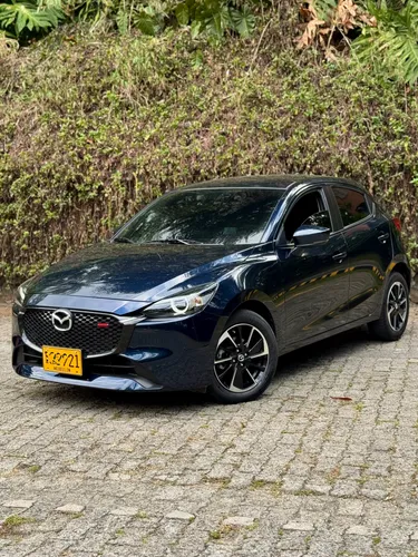 Mazda 2 GRAND TOURING LX 2026