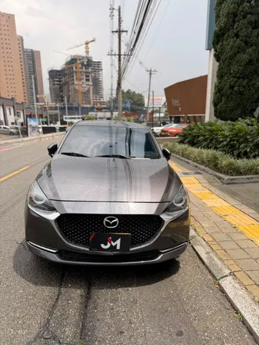 mazda 2 grand touring LX 2022