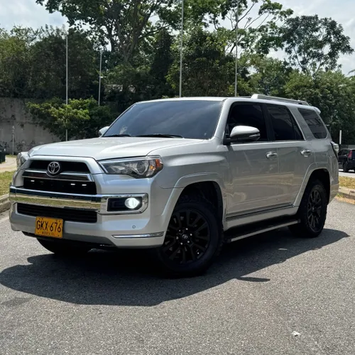Toyota 4Runner Limited 2020