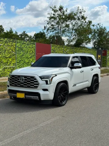 Toyota sequioa 2024 capstone