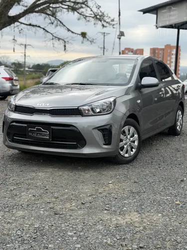Kia Soluto 2025