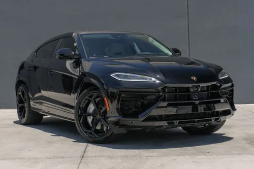 LAMBORGHINI URUS SE