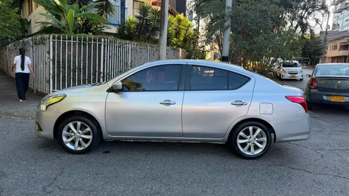 NISSAN VERSA ADVANCE GANGA
