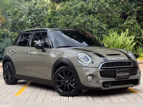 MINI COOPER S 5 PUERTAS 2019
