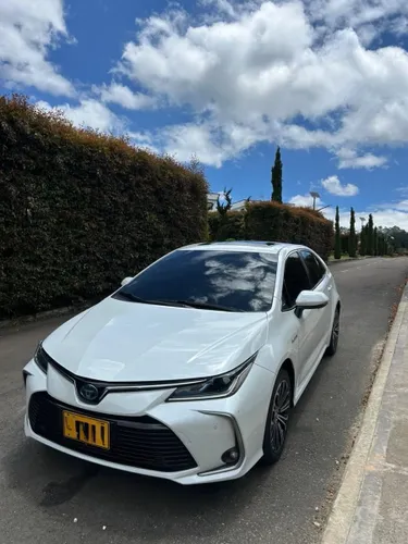 Toyota Corolla 2023 SEG híbrido