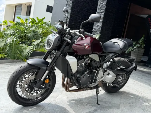 Honda CB1000r 2023
