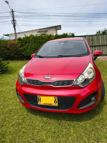 KIA RIO UB EX SPICE 2014 HATCHBACK  EXCELENTE ESTADO  DUEO DIRECTO