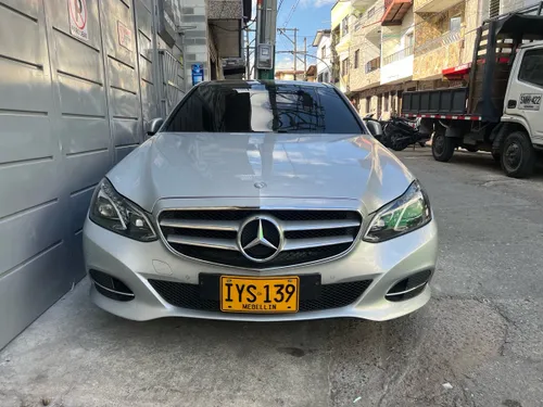 Mercedes benz E200