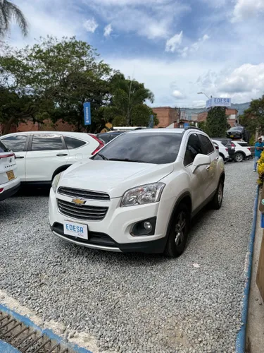 CHEVROLET TRACKER LT