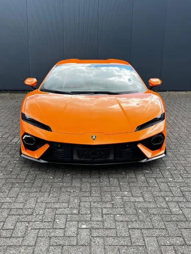 LAMBORGHINI TEMERARIO