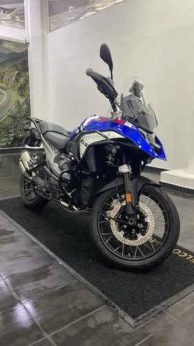 BMW R 1300 GS OPTION 719 COLOR VERSIÓN TROPHY