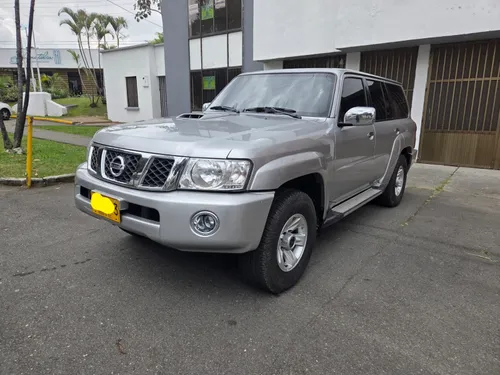 2014 Nissan patrol 30 diesel 4x4 mecanica blindada info 3136614176