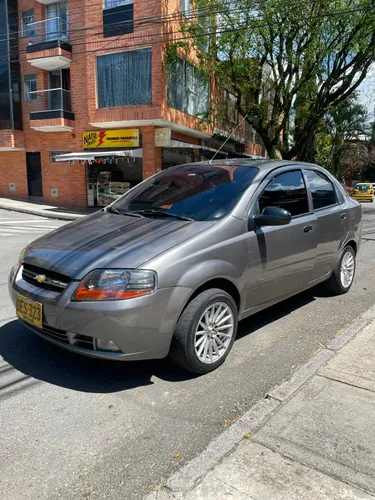Chevrolet Aveo familia 2012 full