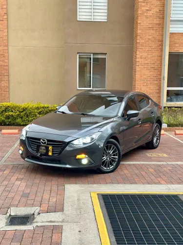 MAZDA 3 2017
