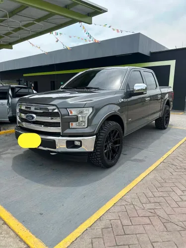 Ford F150 LARIAT 2017