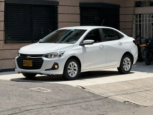 CHEVROLET ONIX LTZ SEDAN AUTOMÁTICO 2021