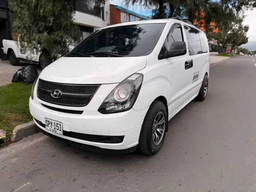 Hyundai Starex H1 2.5TD 2013