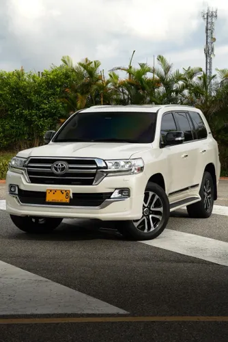 TOYOTA SÁHARA  LAND CRUISER LC200 4.6 V8 GASOLINA