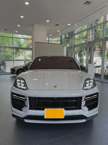 Porsche Cayenne Turbo GT 2025