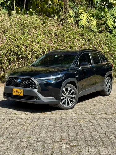 Toyota Corolla cross seg híbrida