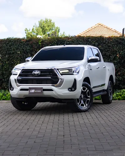 TOYOTA HILUX SRX 2.8 DIESEL 4X4 AT 2023