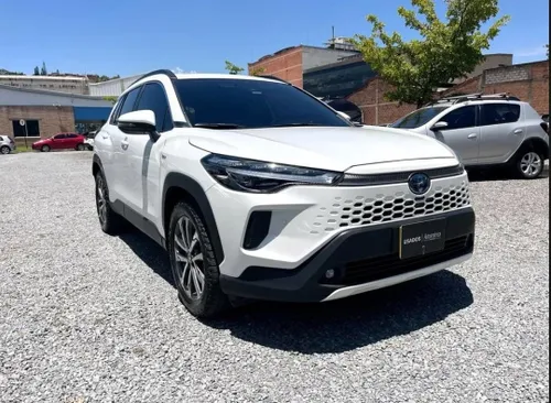 Toyota Corolla Cross Seg 2025