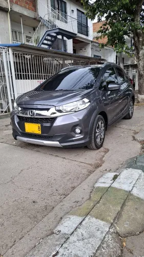 Honda WRV modelo 2020 mecánica solo 28mil kilómetros