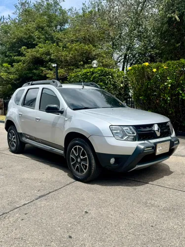 RENAULT DUSTERNDYNAMIQUEINTENS TP 2000CC 4X2 MOD 2020  GESTIONAMOS TU CREDITO