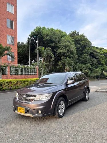 DODGE JOURNEY 2.4 Litros Atutomática