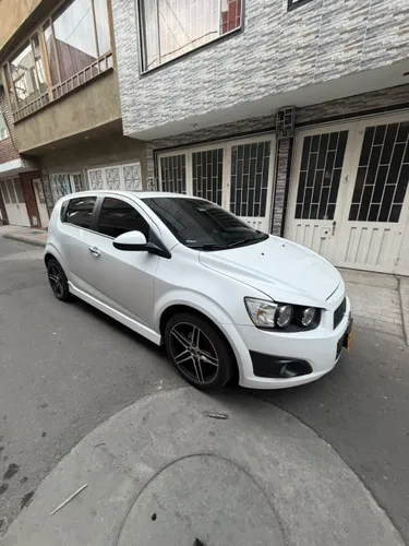 Chevrolet Sonic HB 2016