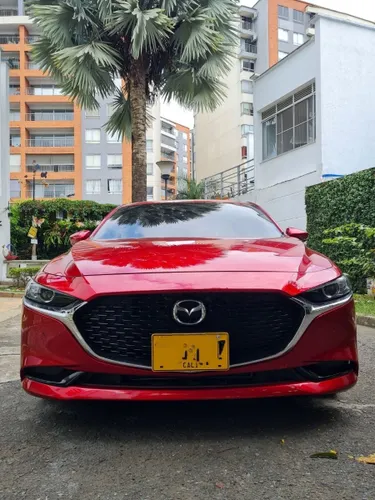 Mazda 3 Touring At en cuero 2022