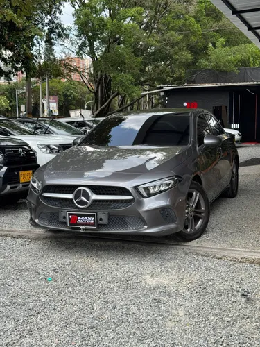 MERCEDES BENZ A200 AUTOMATICO 2020