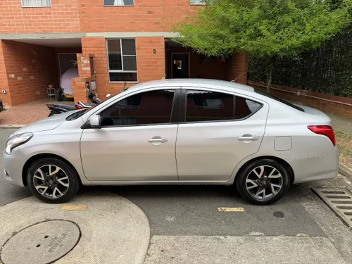 Nissan versa 2019 mecanico