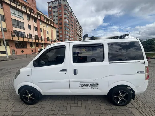 Chevrolet Van N200 Pasajeros 2011