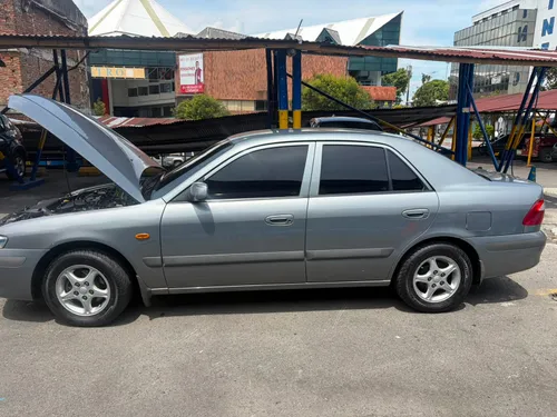 Mazda 626 NMO modelo 2006